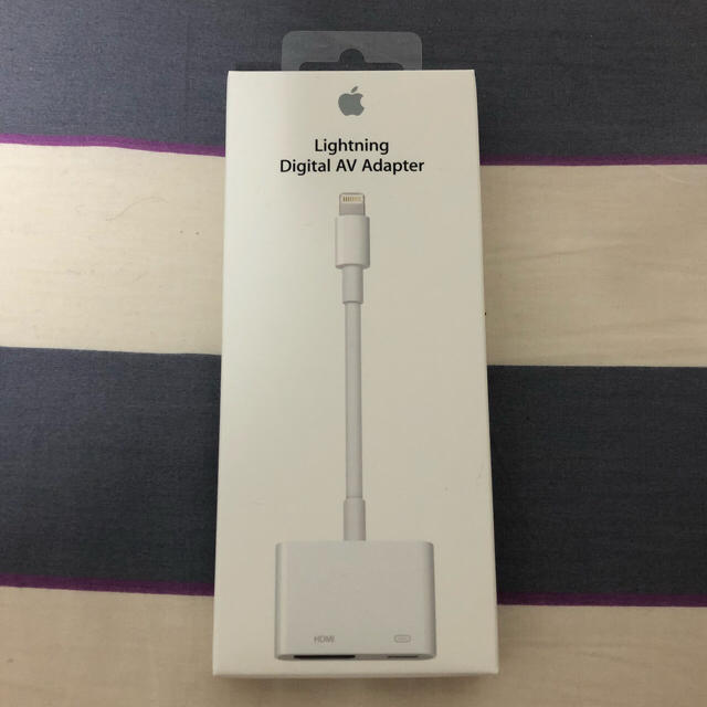 Apple(アップル)の正規品Apple LightningAVアダプター スマホ/家電/カメラのテレビ/映像機器(映像用ケーブル)の商品写真