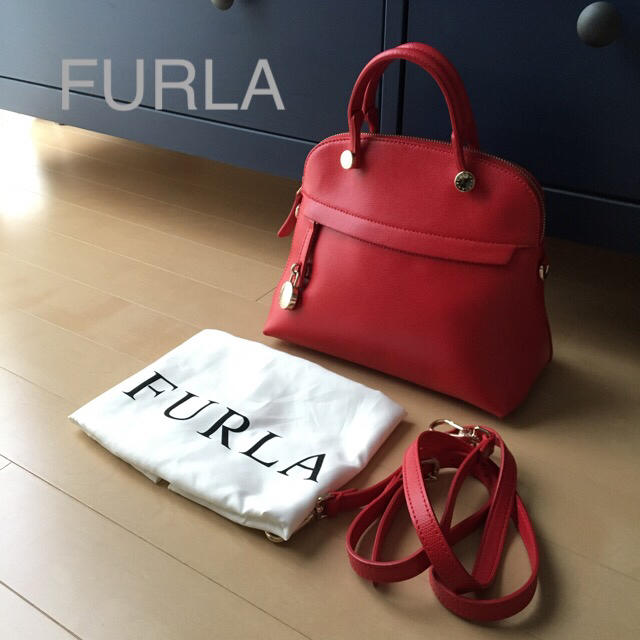 Furla(フルラ)の極美品、送料無料、FURLA/フルラ パイパー 2way ショルダーバック レディースのバッグ(ショルダーバッグ)の商品写真