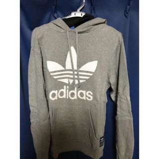 アディダス(adidas)のadidas ニットパーカー(ニット/セーター)