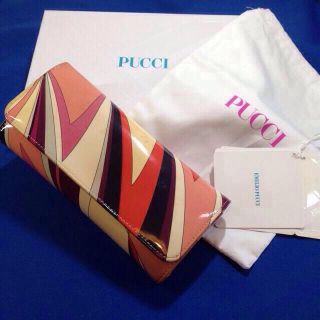 エミリオプッチ(EMILIO PUCCI)の正規品☆エミリオプッチの長財布☆(財布)