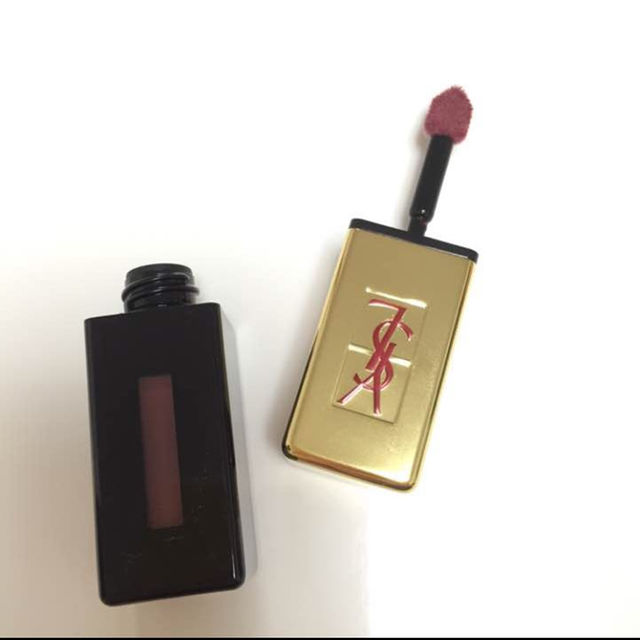 Yves Saint Laurent Beaute(イヴサンローランボーテ)の未使用箱入り！ルージュピュールクチュールヴェルニ3 コスメ/美容のベースメイク/化粧品(その他)の商品写真