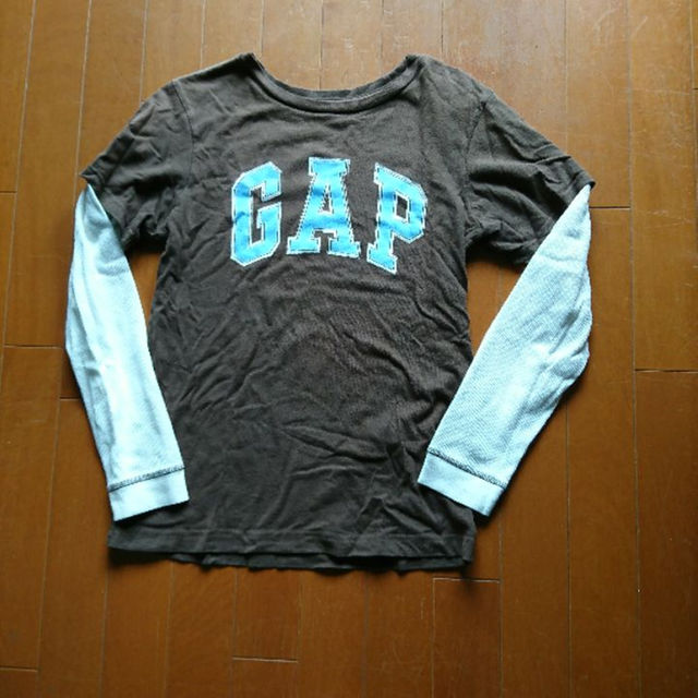 GAP Kids(ギャップキッズ)の子供長袖Tシャツ150 キッズ/ベビー/マタニティのキッズ服男の子用(90cm~)(その他)の商品写真