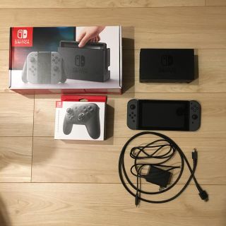 ニンテンドースイッチ(Nintendo Switch)の【だてさん専用】ニンテンドースイッチとプロコントローラー(家庭用ゲーム機本体)