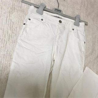 アルマーニ コレツィオーニ(ARMANI COLLEZIONI)のARMANI 白パンツ(カジュアルパンツ)