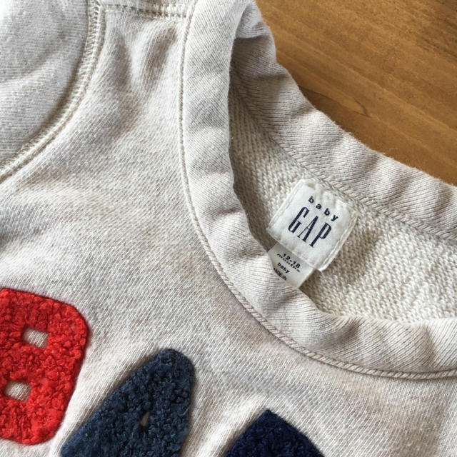 babyGAP(ベビーギャップ)のbabyGAP キッズ/ベビー/マタニティのベビー服(~85cm)(トレーナー)の商品写真