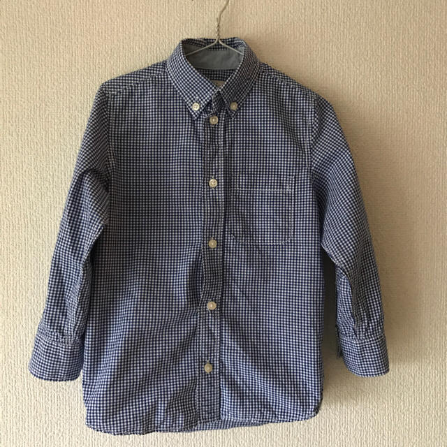 H&M(エイチアンドエム)の+++H&M +++ギンガムチェックシャツ100-104cm キッズ/ベビー/マタニティのキッズ服男の子用(90cm~)(ブラウス)の商品写真