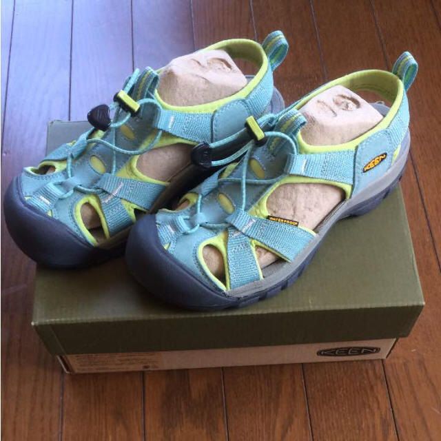 KEEN(キーン)の新品☆キーン サンダル レディースの靴/シューズ(サンダル)の商品写真