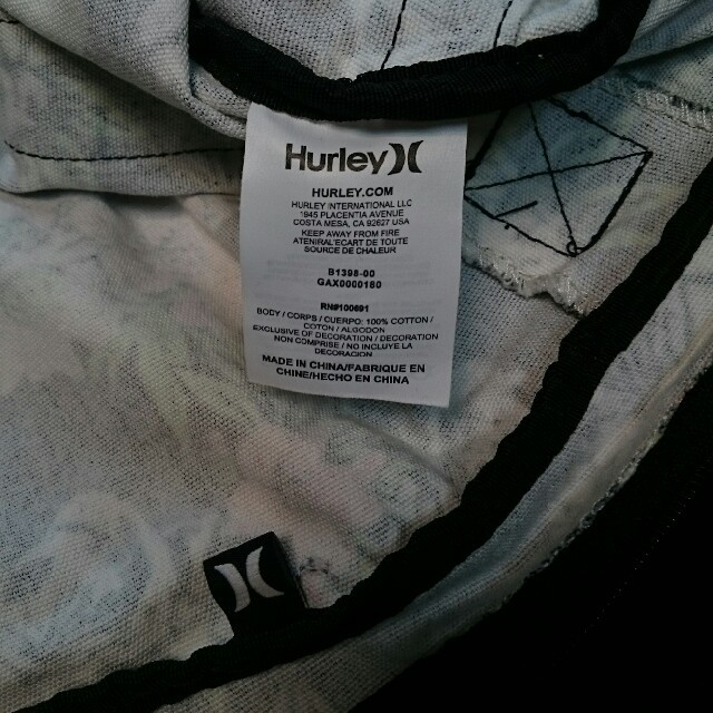 Hurley(ハーレー)の専用です。HURLEY X  ダッフルバッグ  ハーレー  ストリート  虎 スポーツ/アウトドアのスノーボード(バッグ)の商品写真