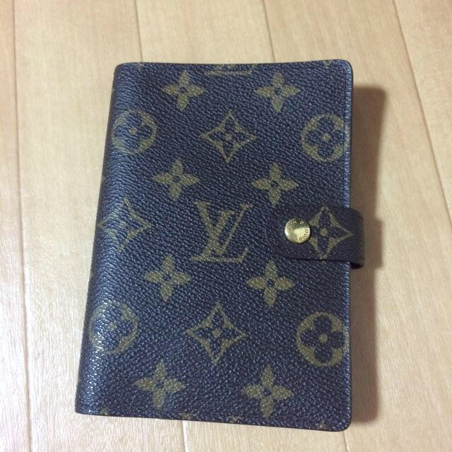 LOUIS VUITTON(ルイヴィトン)のヴィトン ノベルティ手帳 レディースのファッション小物(名刺入れ/定期入れ)の商品写真