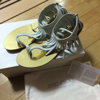 ジミーチュウ(JIMMY CHOO)のジミーチュウ フラットサンダル(サンダル)