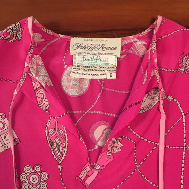 EMILIO PUCCI(エミリオプッチ)のkana様専用 EMILIO PUCCI ★ビンテージブラウス レディースのトップス(シャツ/ブラウス(長袖/七分))の商品写真