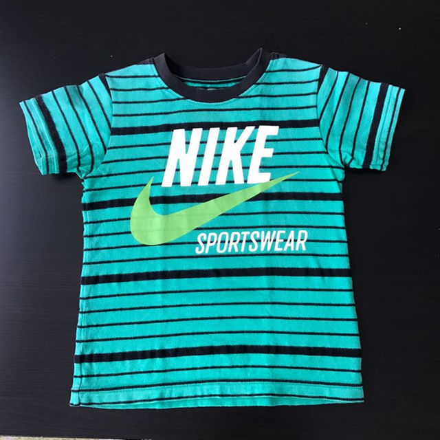 Nike カッコイイ ｔシャツ100 の通販 By かい豚mama S Shop ナイキならラクマ