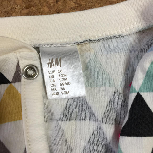 H&M(エイチアンドエム)の【ある様専用】H& M 60 ロンパース2枚セット キッズ/ベビー/マタニティのベビー服(~85cm)(ロンパース)の商品写真