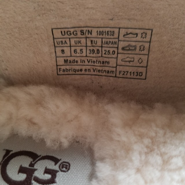 美品　アグ　UGG フラットシューズ　ムートン　スリッポン　25