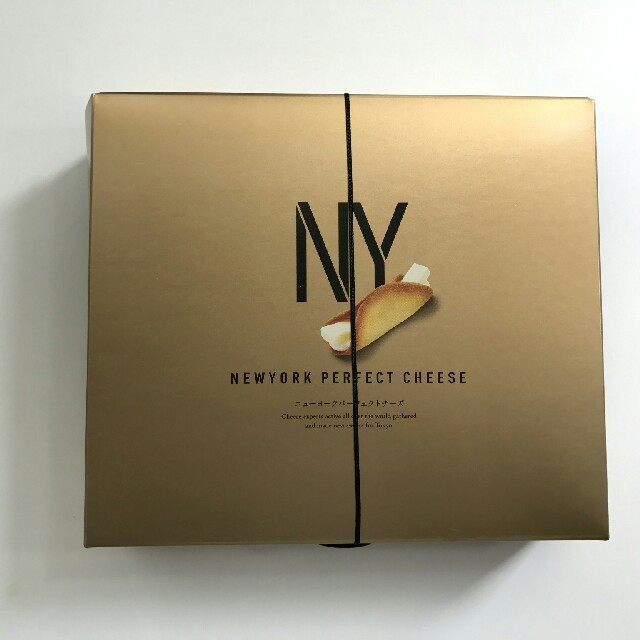 ★東京駅限定★N.Y.パーフェクトチーズ 4個 食品/飲料/酒の食品(菓子/デザート)の商品写真