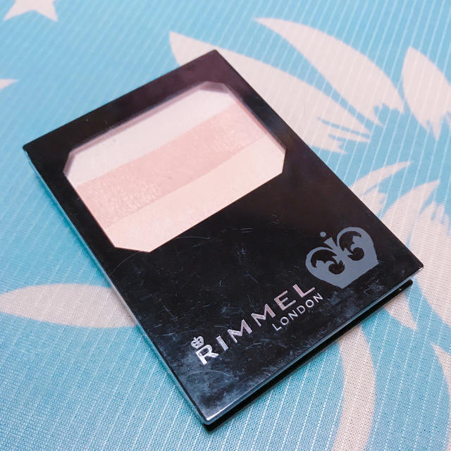 RIMMEL(リンメル)のリンメル ブレンドカラー ハイライター 010 コスメ/美容のベースメイク/化粧品(フェイスカラー)の商品写真