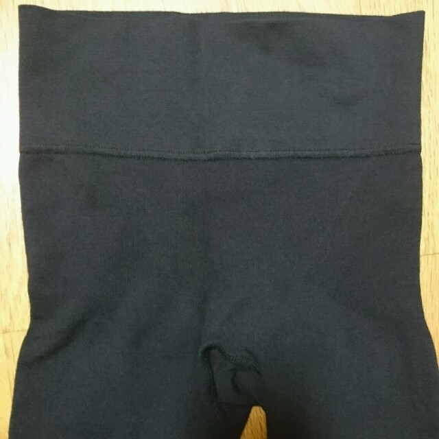 UNIQLO(ユニクロ)のユニクロ ヒートテック パンツ レディースの下着/アンダーウェア(アンダーシャツ/防寒インナー)の商品写真