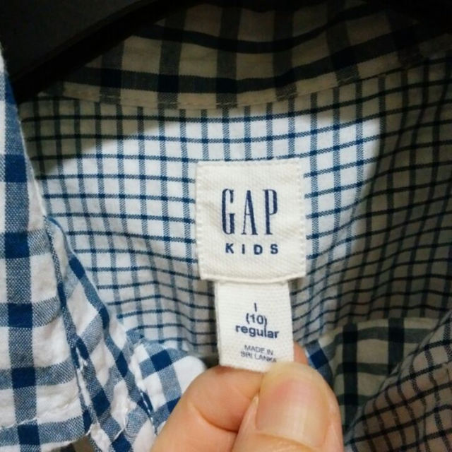 GAP(ギャップ)の新品未使用　ＧＡＰ　ギンガムチェック　シャツ キッズ/ベビー/マタニティのキッズ服男の子用(90cm~)(その他)の商品写真