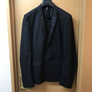 ディオールオム(DIOR HOMME)の【期間値下】Dior HOMME ナロースモーキング 44 クリス(テーラードジャケット)