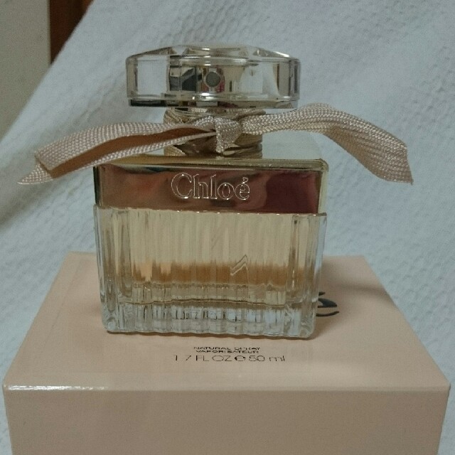 Chloe(クロエ)のセール♪☆Chloe☆ オードパルファム コスメ/美容の香水(香水(女性用))の商品写真