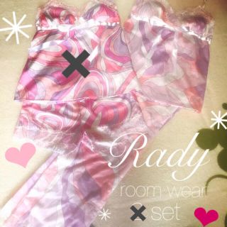 レディー(Rady)のルームウェア💗Rady💗サテン♡キャミセットアップ✨2set(ルームウェア)