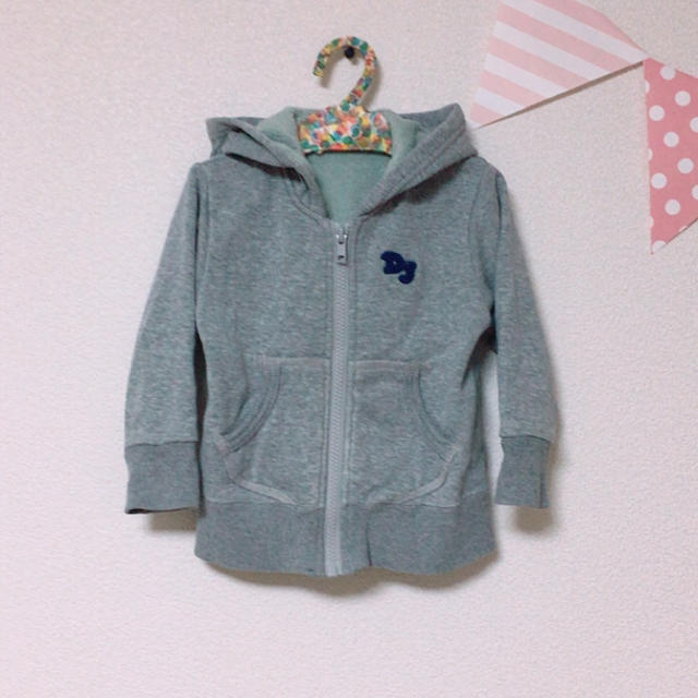 Donkey Jossy(ドンキージョシー)のDonkey Jossy グレーのパーカー 90 キッズ/ベビー/マタニティのキッズ服男の子用(90cm~)(ジャケット/上着)の商品写真