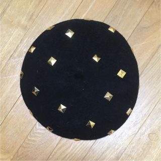アナップ(ANAP)の☆値下げ☆スタッズ付き  Blackベレー帽(ハンチング/ベレー帽)
