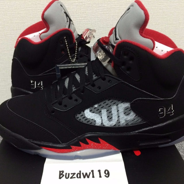 レアSupreme Nike air jordan 5 retro 27.5 黒