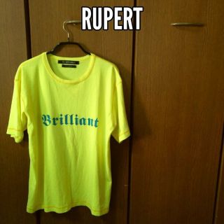 夜出歩いても安心　　　　　　　　　　　RUPERT Tシャツ(その他)