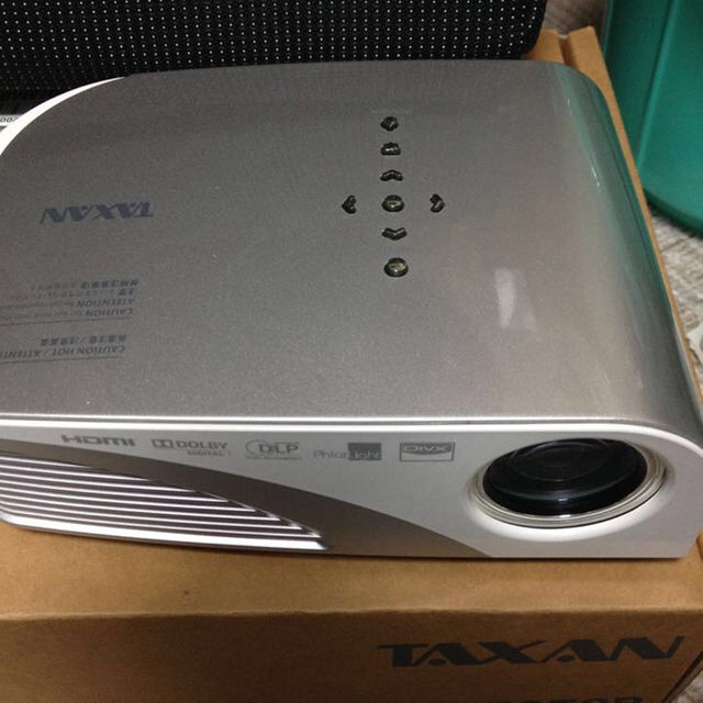 TAXAN 小型LEDプロジェクター 800lm WXGA 800g DLP方式 KG-PL081W - 5