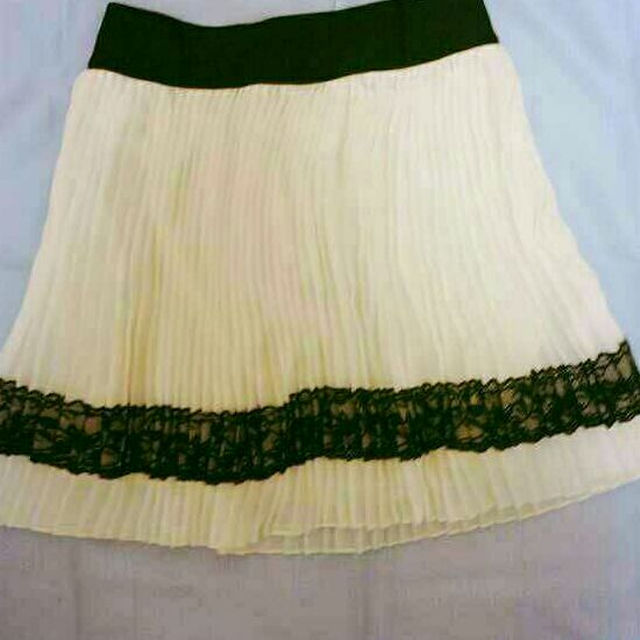 【未使用】シフォンプリーツミニスカート レディースのスカート(ミニスカート)の商品写真
