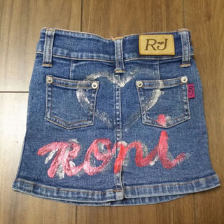 ロニィ(RONI)のロニィ　ジーンズ　ラメプリントデニムスカート　XS サイズ(スカート)