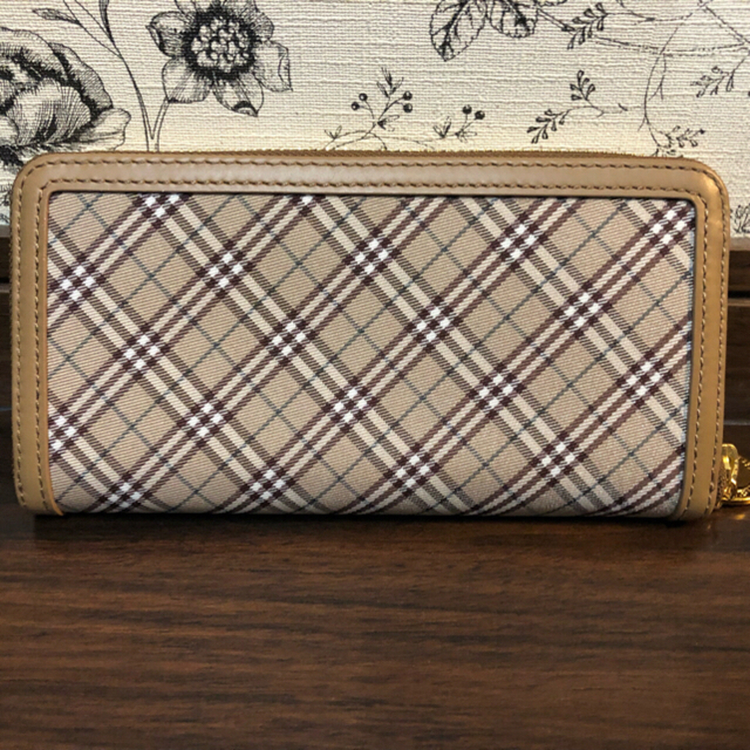 BURBERRY BLUE LABEL(バーバリーブルーレーベル)のバーバリーブルーレーベル レディースのバッグ(ショルダーバッグ)の商品写真