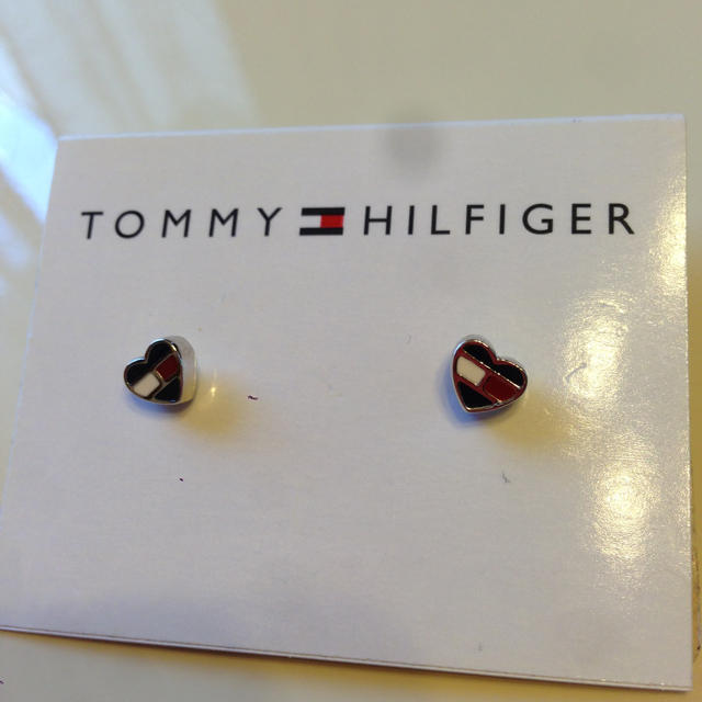 トミーヒルフィガー ハート ピアス レディース 大人 かわいい TOMMY HILFIGER - Tommy ハートピアスの通販 by serendipity