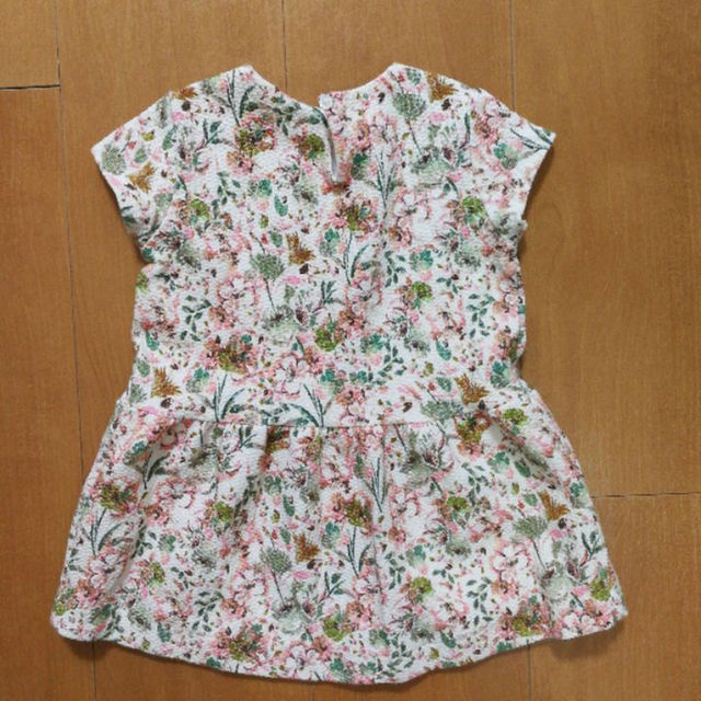 ZARA KIDS(ザラキッズ)のZARA　ベビー　ワンピース　サイズ86 キッズ/ベビー/マタニティのベビー服(~85cm)(ワンピース)の商品写真