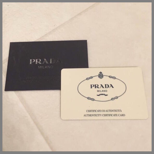 PRADA(プラダ)のPRADA キーケース  エナメル レディースのファッション小物(キーケース)の商品写真