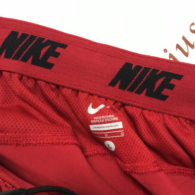 NIKE(ナイキ)のナイキ 赤 ハーフパンツ メンズのパンツ(その他)の商品写真