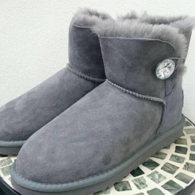 新品 UGG アグ  ミニ ベイリーブリング グレー US8 25cm