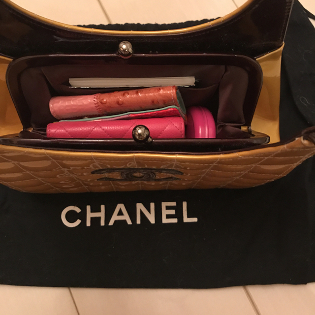 CHANEL(シャネル)のCHANEL バック   レディースのバッグ(ショルダーバッグ)の商品写真