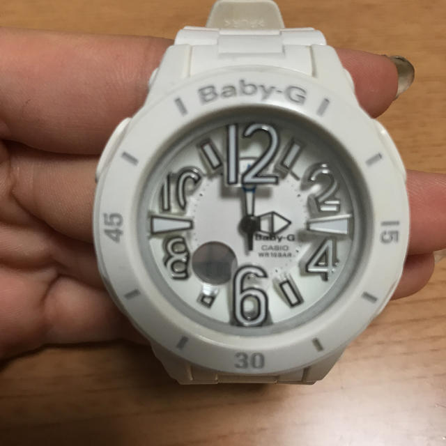 Baby-G(ベビージー)のBaby-G 白 ホワイト 時計 メンズの時計(腕時計(デジタル))の商品写真