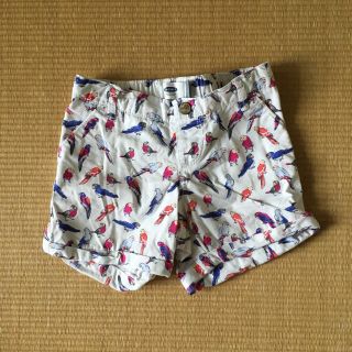 オールドネイビー(Old Navy)の146様専用！OLD NAVY インコ柄 ショートパンツ(パンツ/スパッツ)