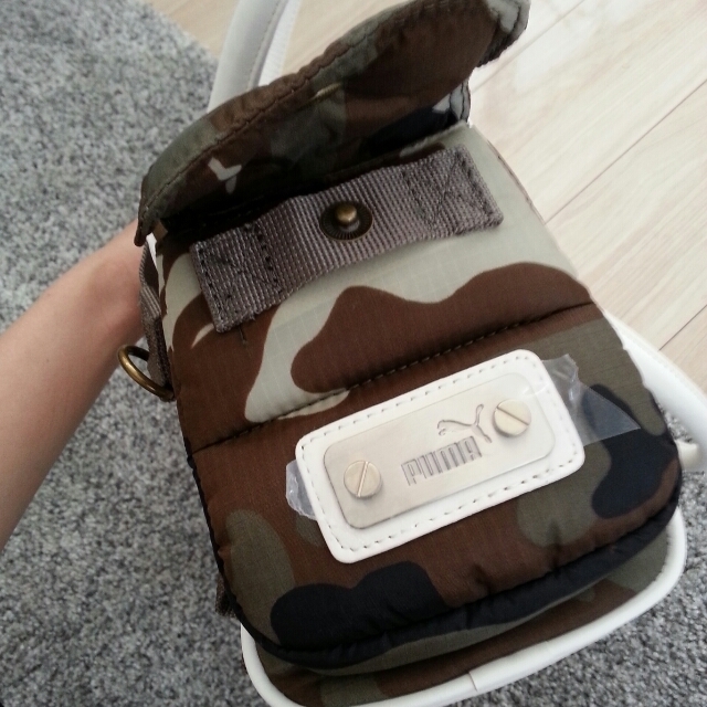 PUMA(プーマ)のプーマおっされなハンドバッグ☆ レディースのバッグ(ハンドバッグ)の商品写真