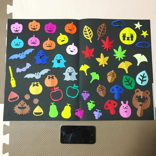 切り絵 ガーランド ウェルカムボード カード クラフトパンチ ハロウィンの通販 By K 即購入ok ラクマ