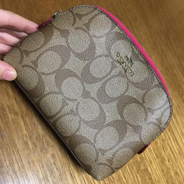 COACH(コーチ)のCOACH ポーチ レディースのファッション小物(ポーチ)の商品写真