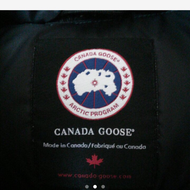 CANADA GOOSE(カナダグース)のポン様専用 カナダグースベストカーキ  メンズのジャケット/アウター(ダウンベスト)の商品写真