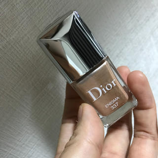 ディオール(Dior)の★Ｄior★限定 マニキュア ネイルカラー ベージュラメ ディオール 337(マニキュア)