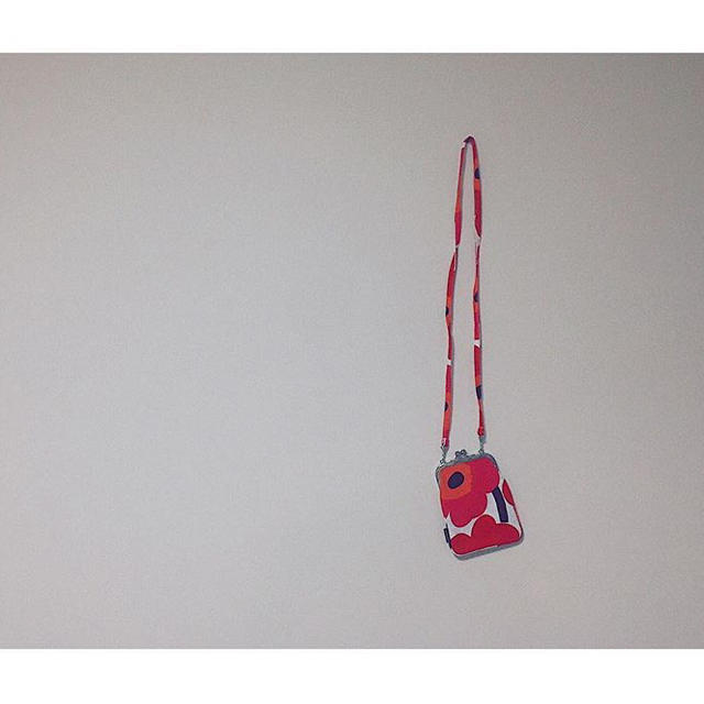 marimekko(マリメッコ)の10／22のみ値下げセール！マリメッコ   ポシェット かばん レディースのバッグ(ショルダーバッグ)の商品写真