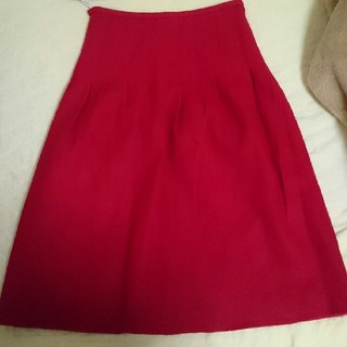 インエ(i.n.e)のi.n.eインエ 赤い毛素材 冬服スカート(ひざ丈スカート)
