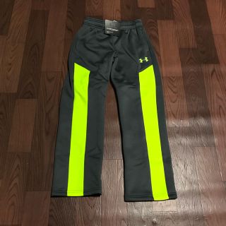 アンダーアーマー(UNDER ARMOUR)のアンダーアーマー フリース パンツ YLG 150 ジャージ 裏起毛 防寒 冬用(パンツ/スパッツ)