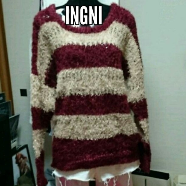 INGNI(イング)の新品送料込！INGNI ファーフェザーニットチュニック レディースのトップス(ニット/セーター)の商品写真